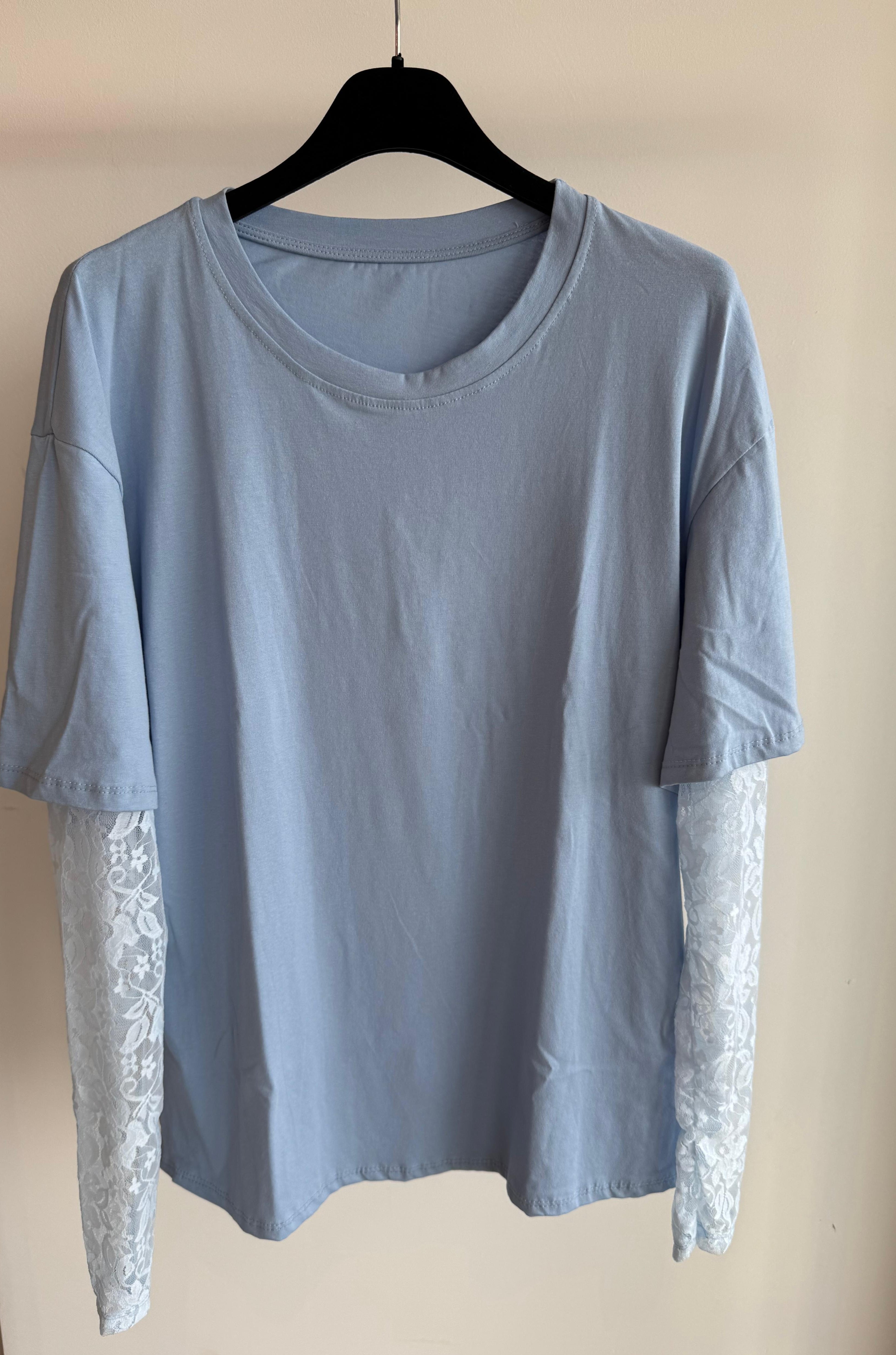 T-SHIRT CON MANICHE IN PIZZO