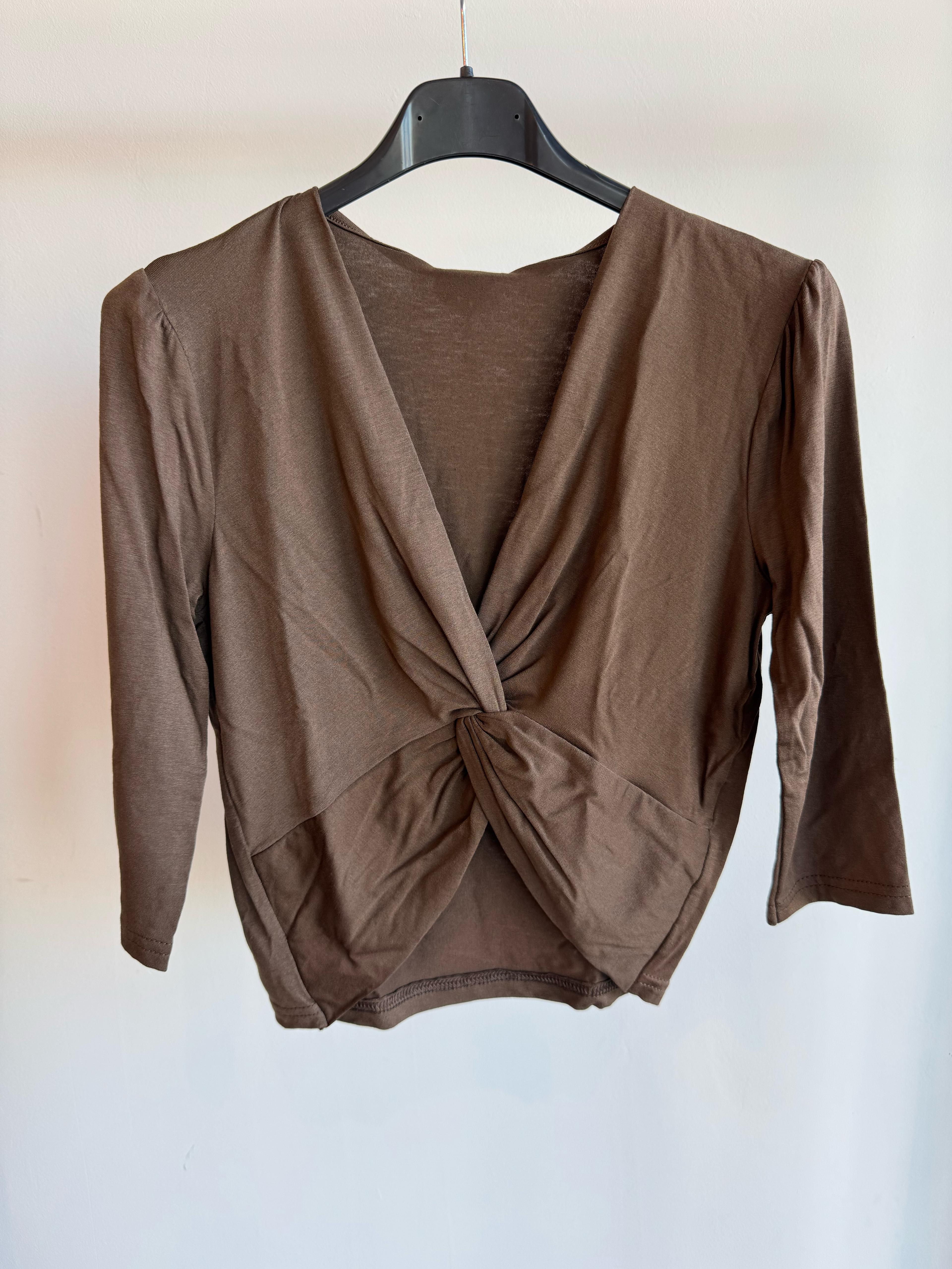 MAGLIA CROP CON INCROCIO