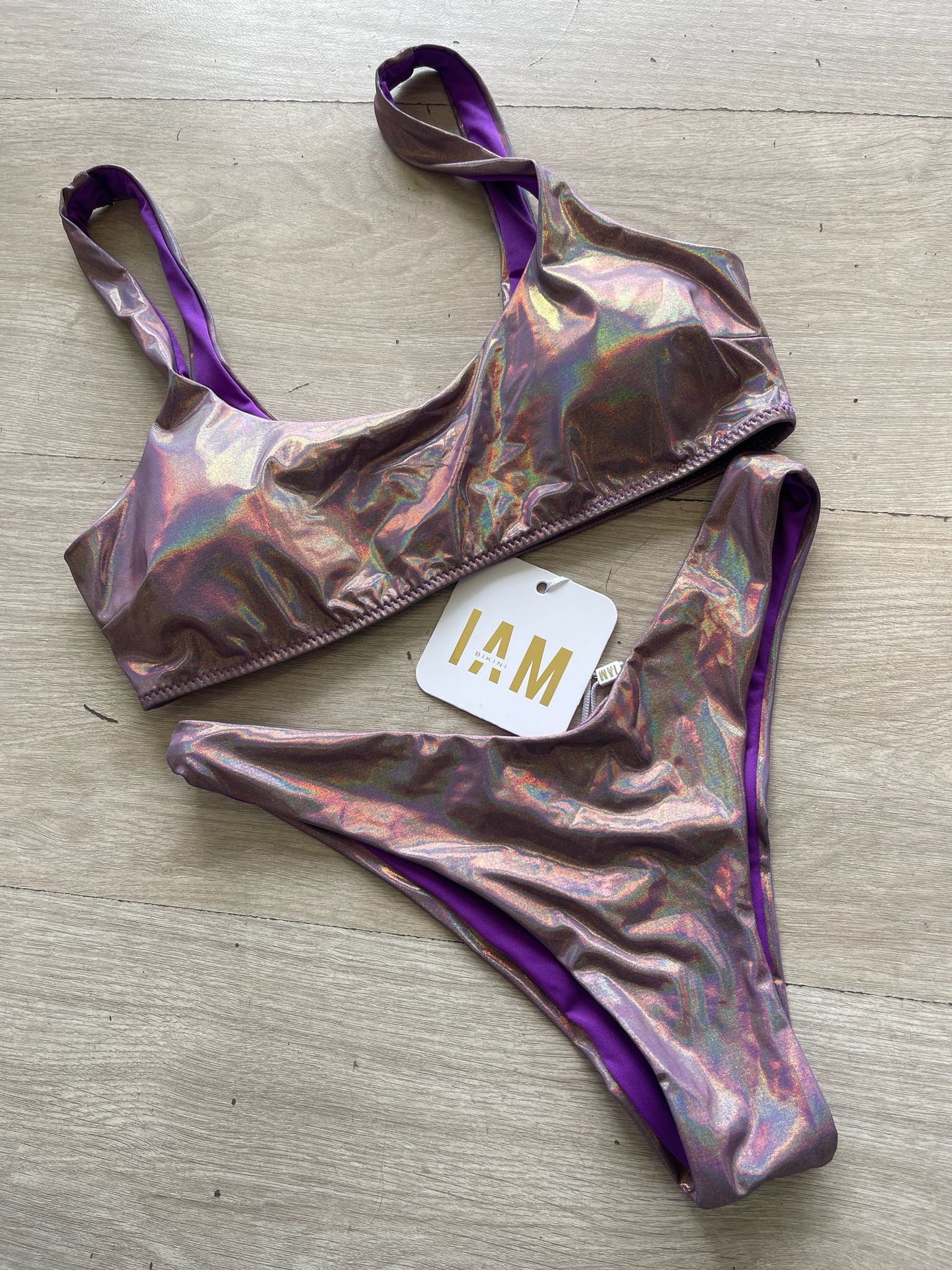 Costume top laminato viola I AM