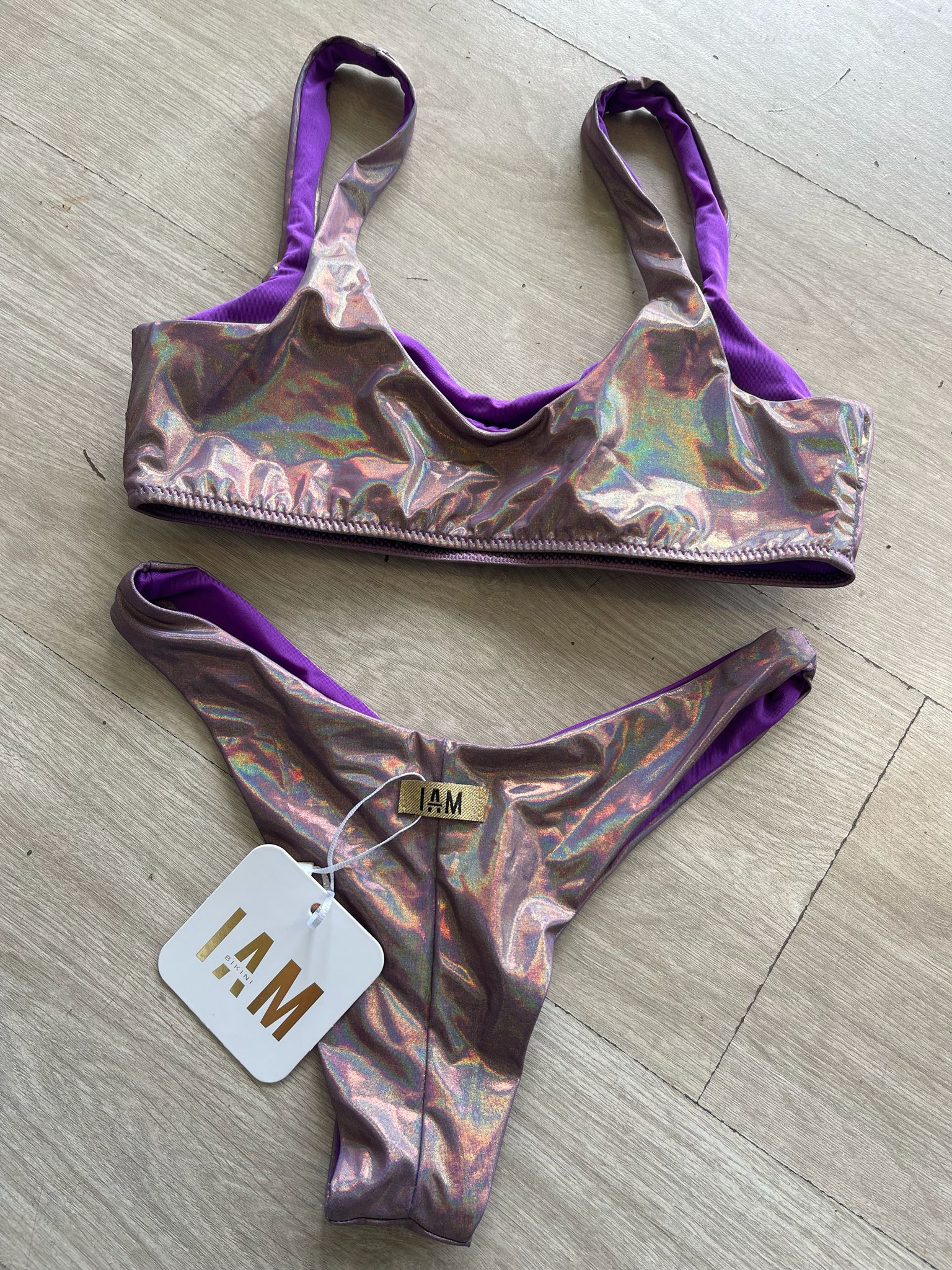 Costume top laminato viola I AM