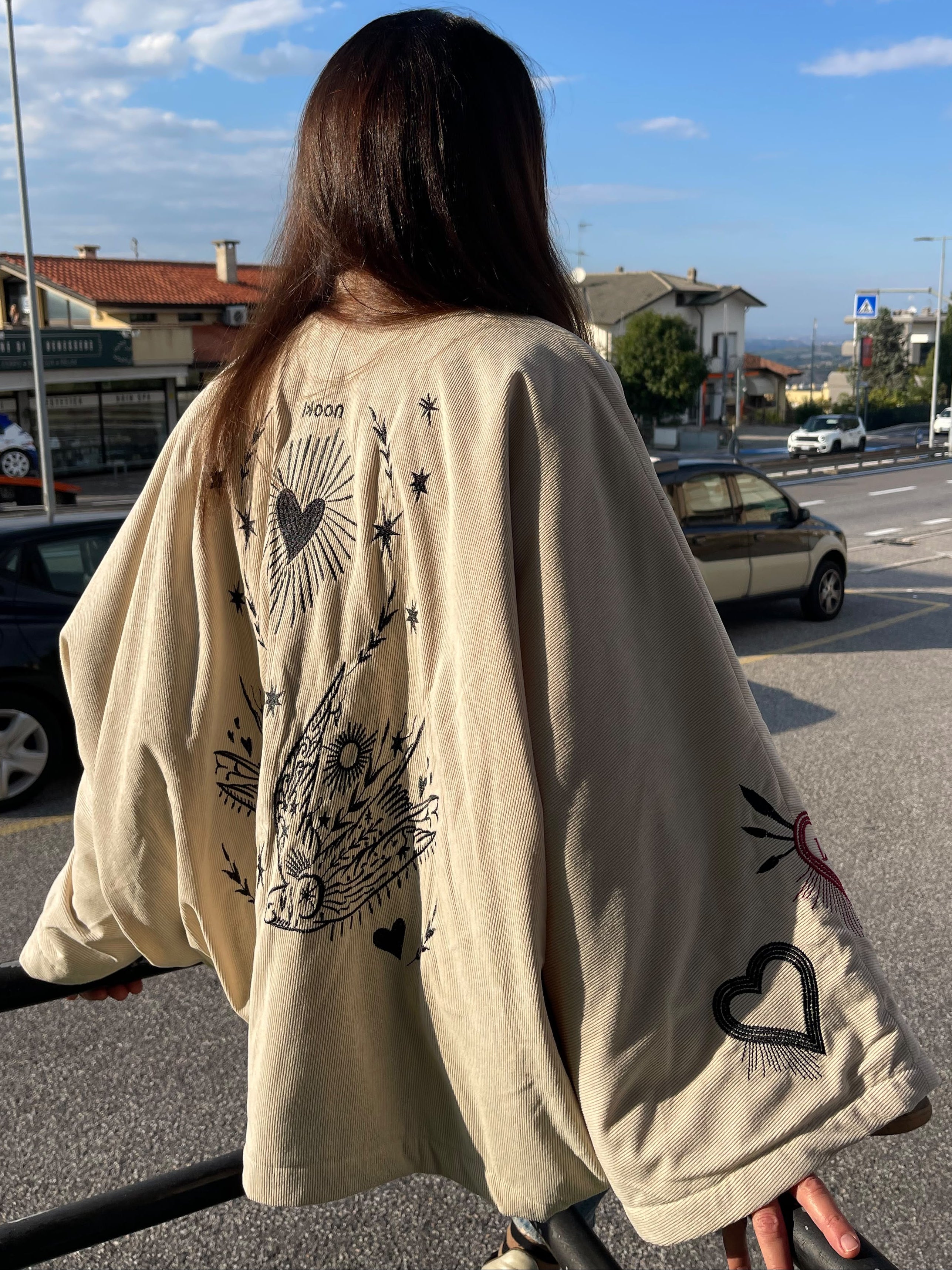 Giacca ricamata a mano Namastè