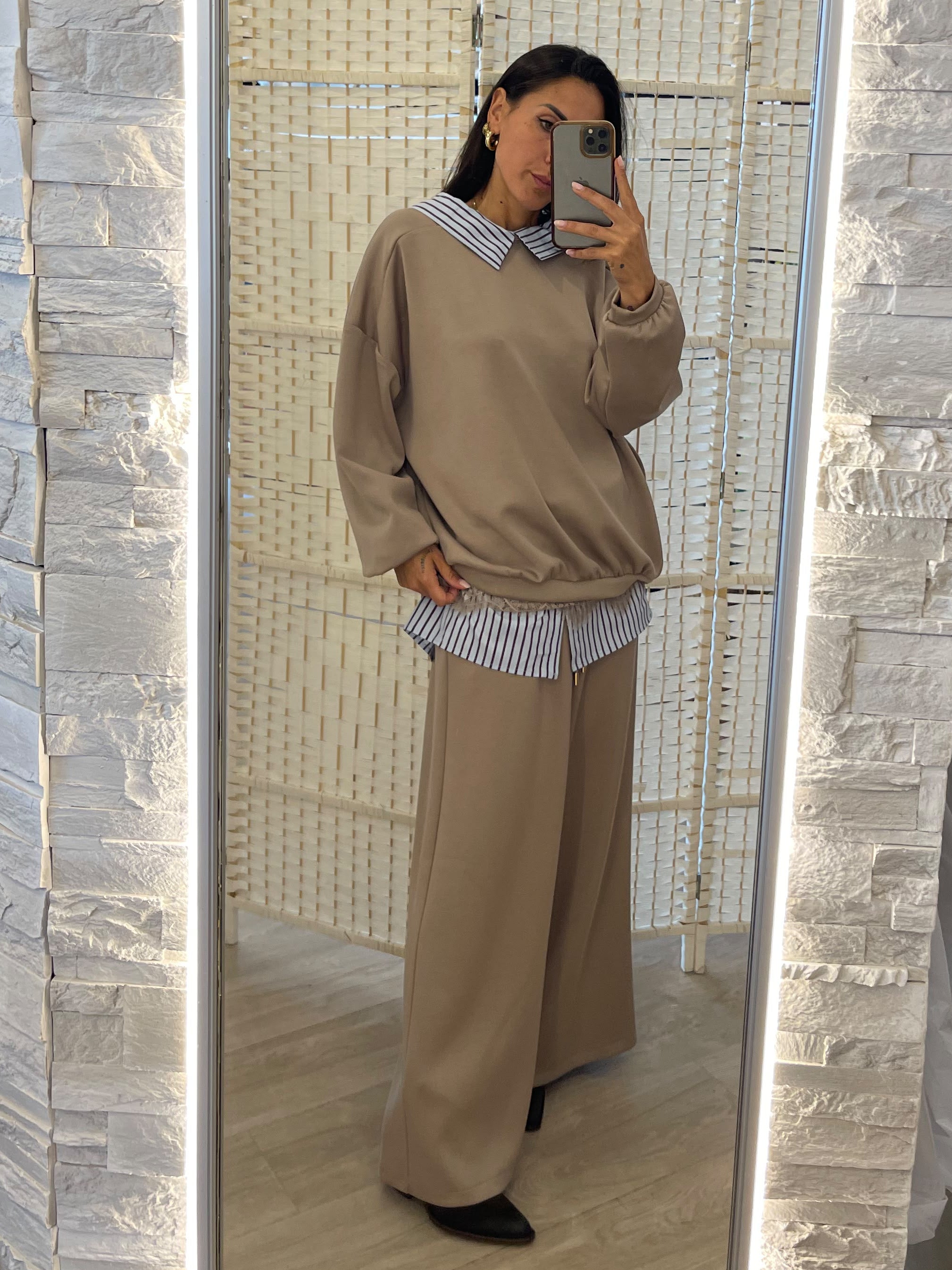 Felpa con colletto beige o marrone Susymix