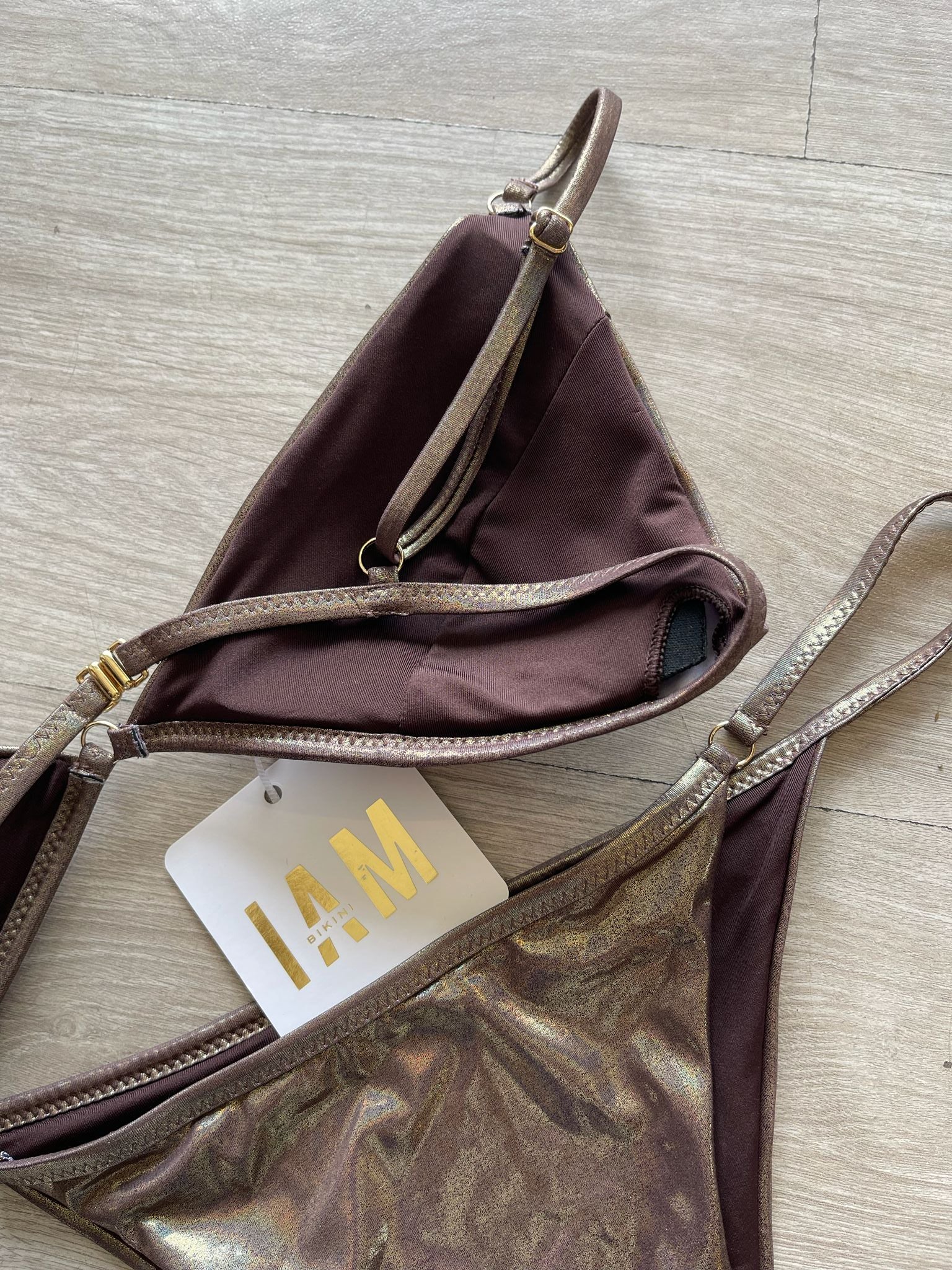 Costume triangolo laminato bronzo I AM
