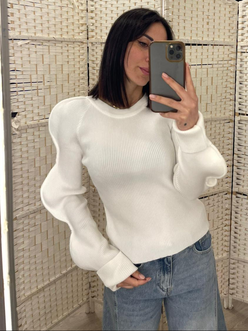 Maglia bianca con onde maniche
