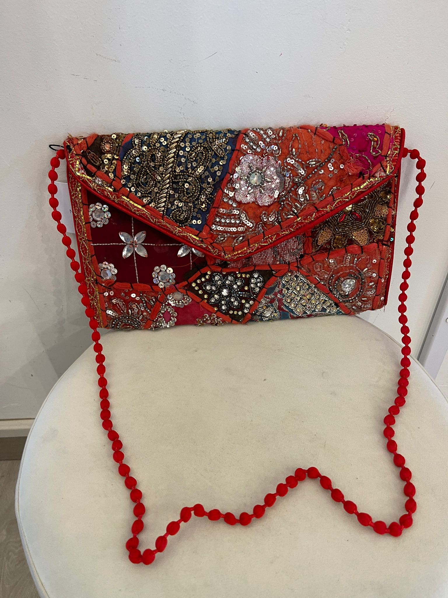 Borsa ricamata