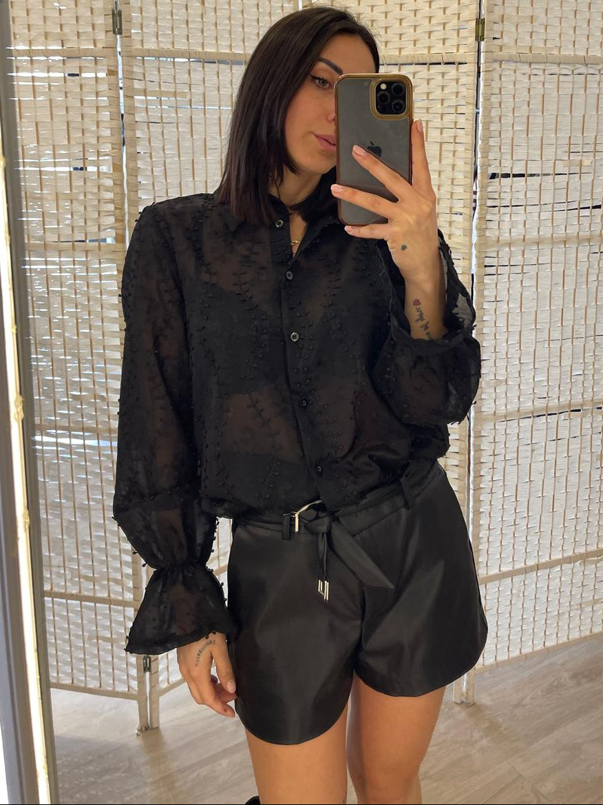 Shorts c/cintura ecopelle nero Kontatto