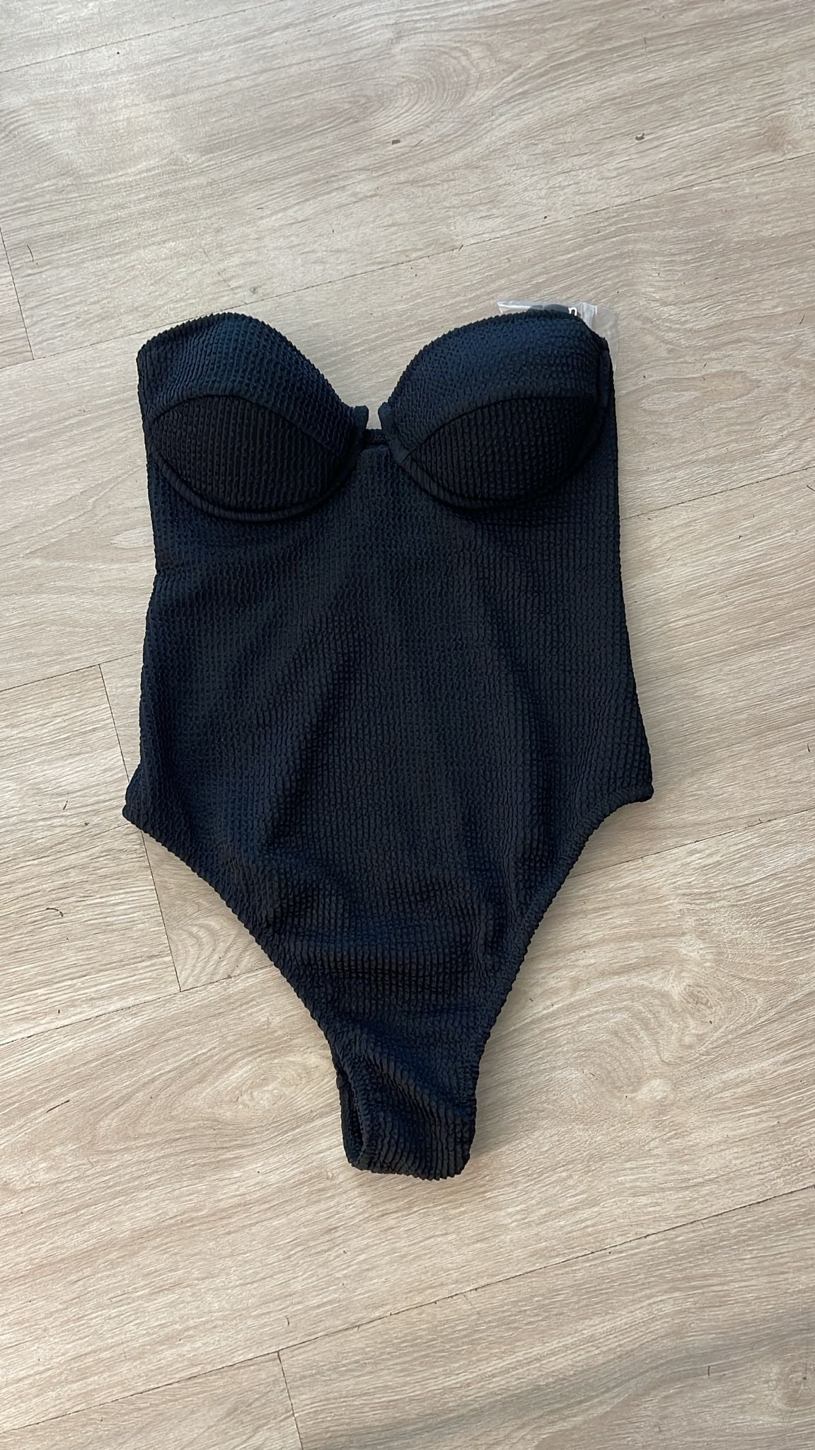 Costume intero nero F**K