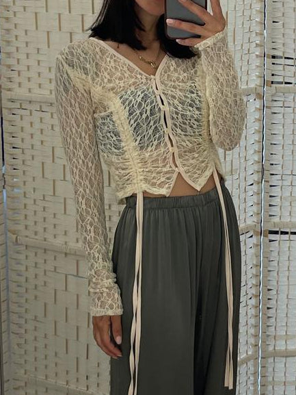 Maglietta elasticizzata bianca o sabbia