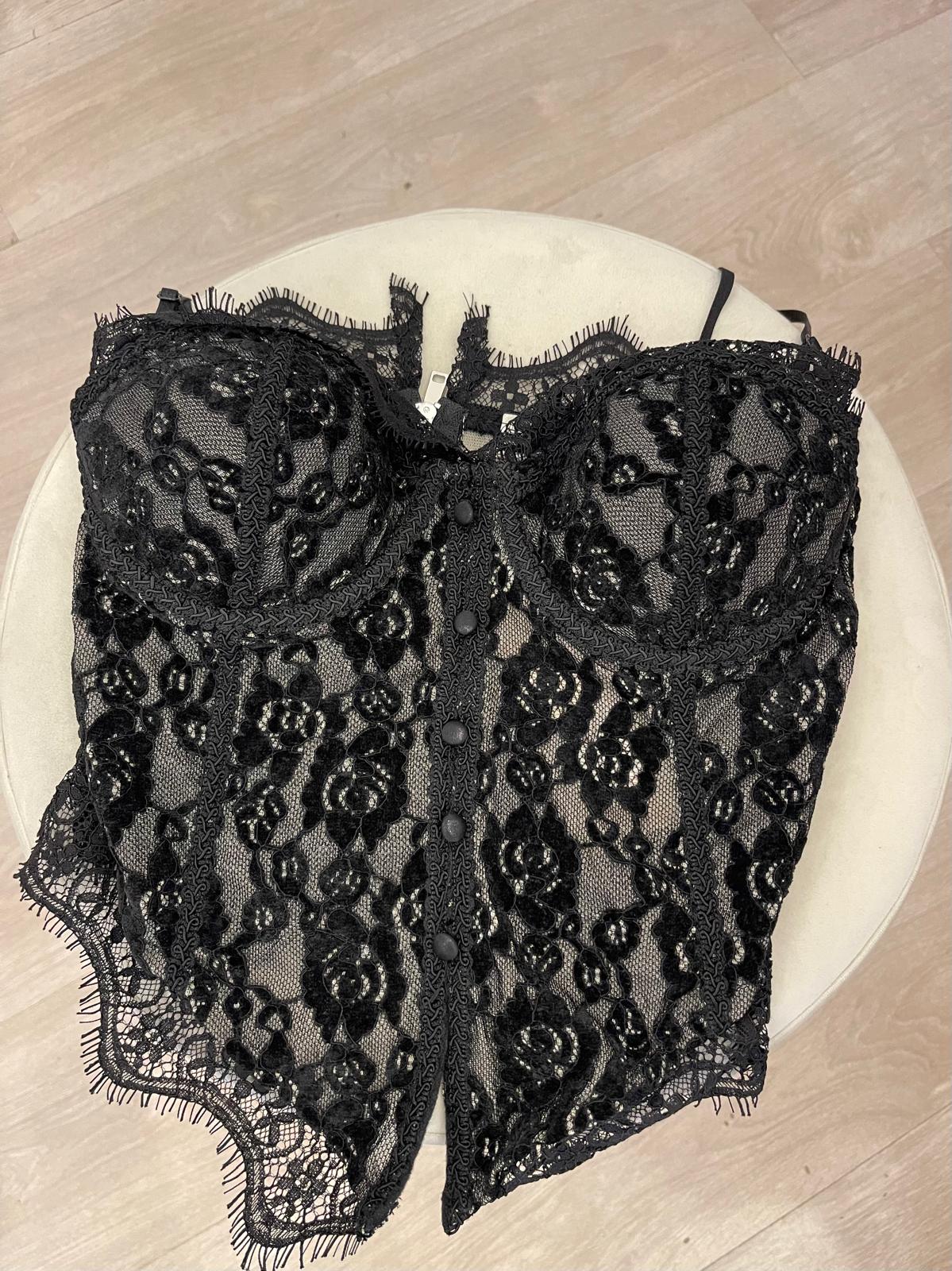 Bustino pizzo nero