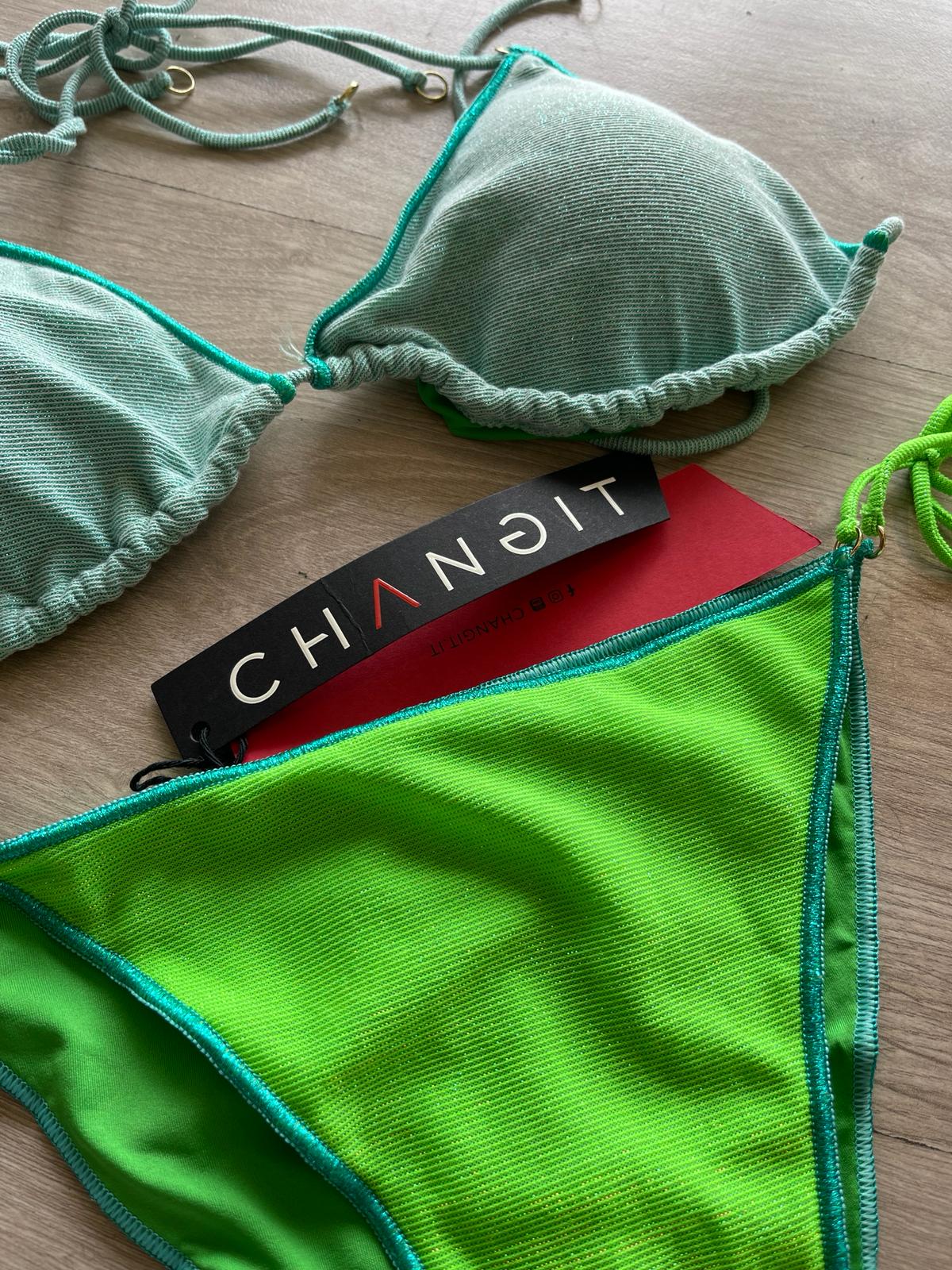 Costume triangolo verde brillantinato