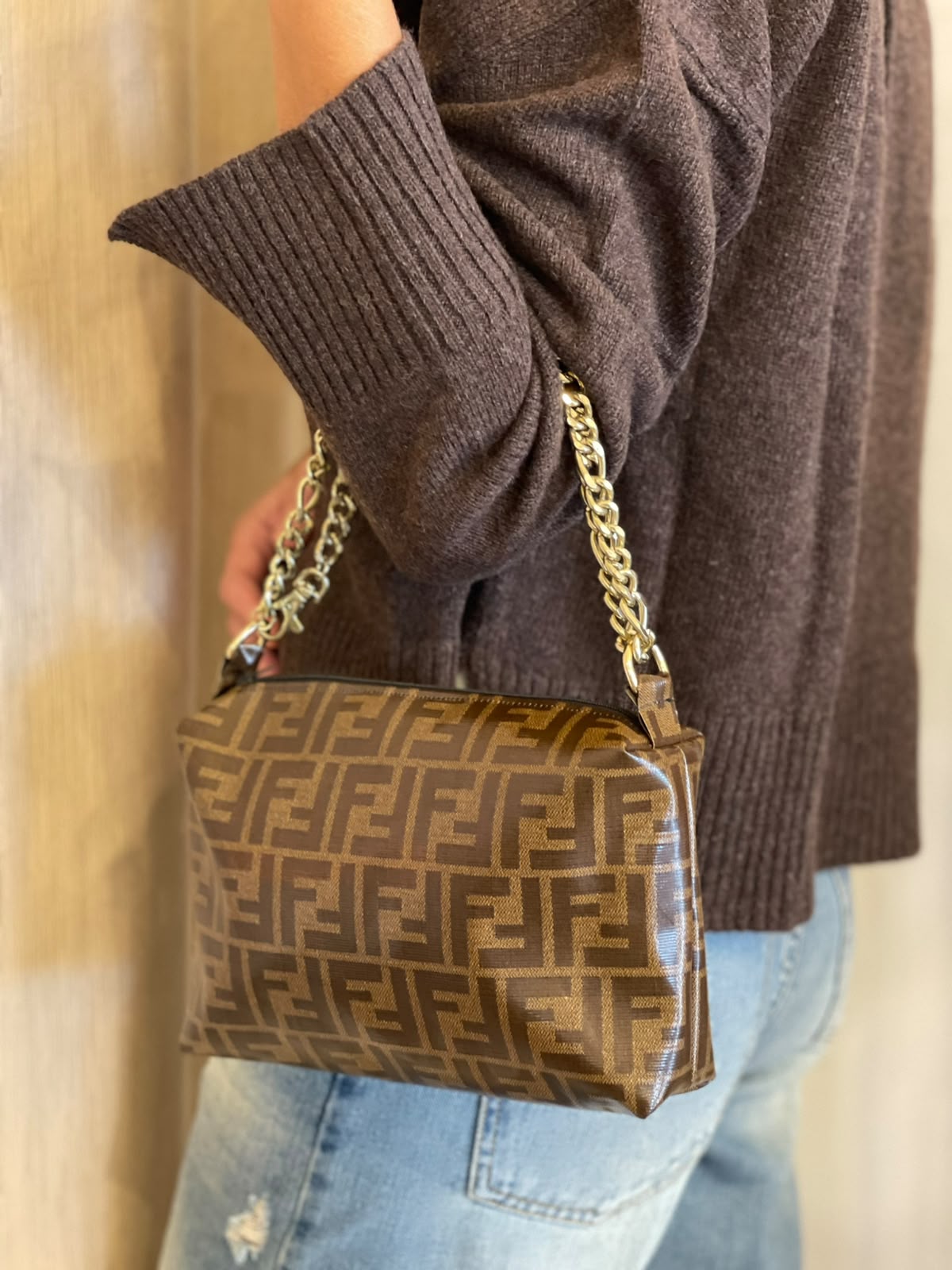 Borsa logata