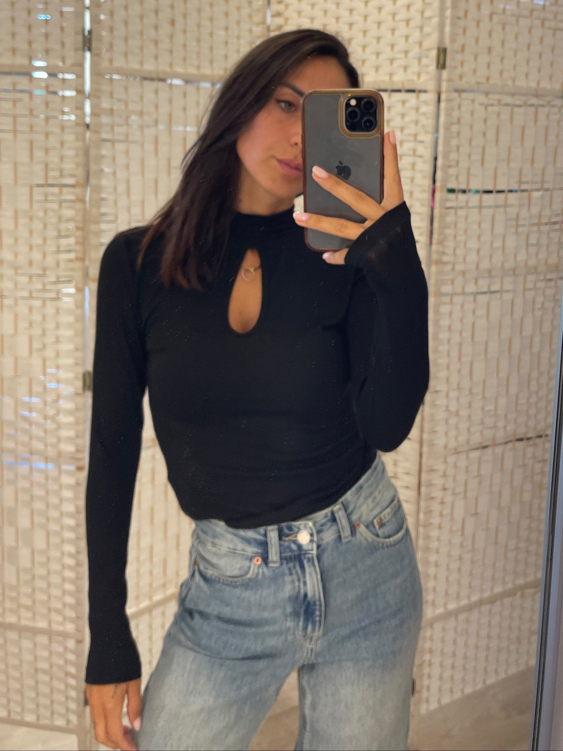 T-shirt nera D'Elle