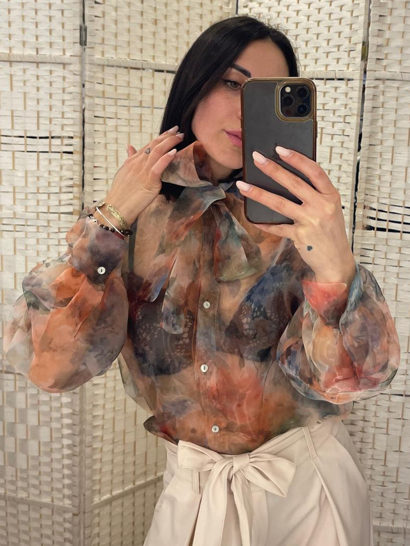 Blusa fiori trasparente Kontatto