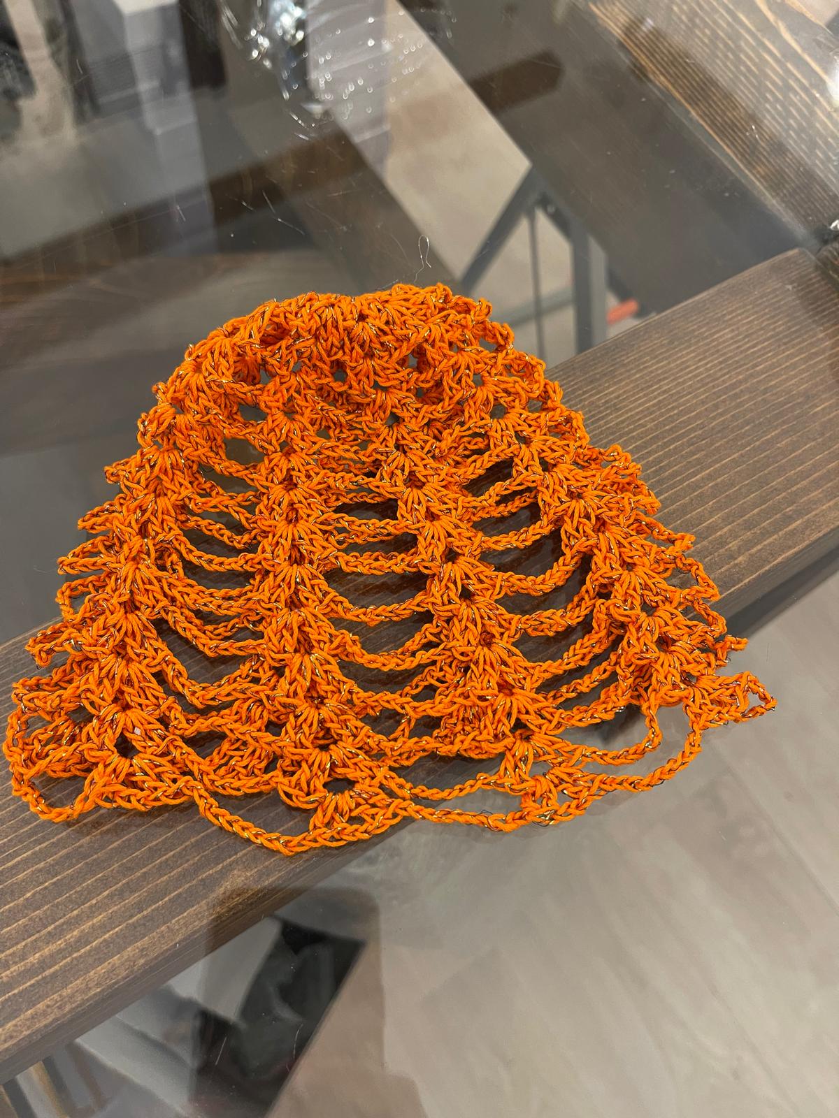 Cappellini crochet colorati