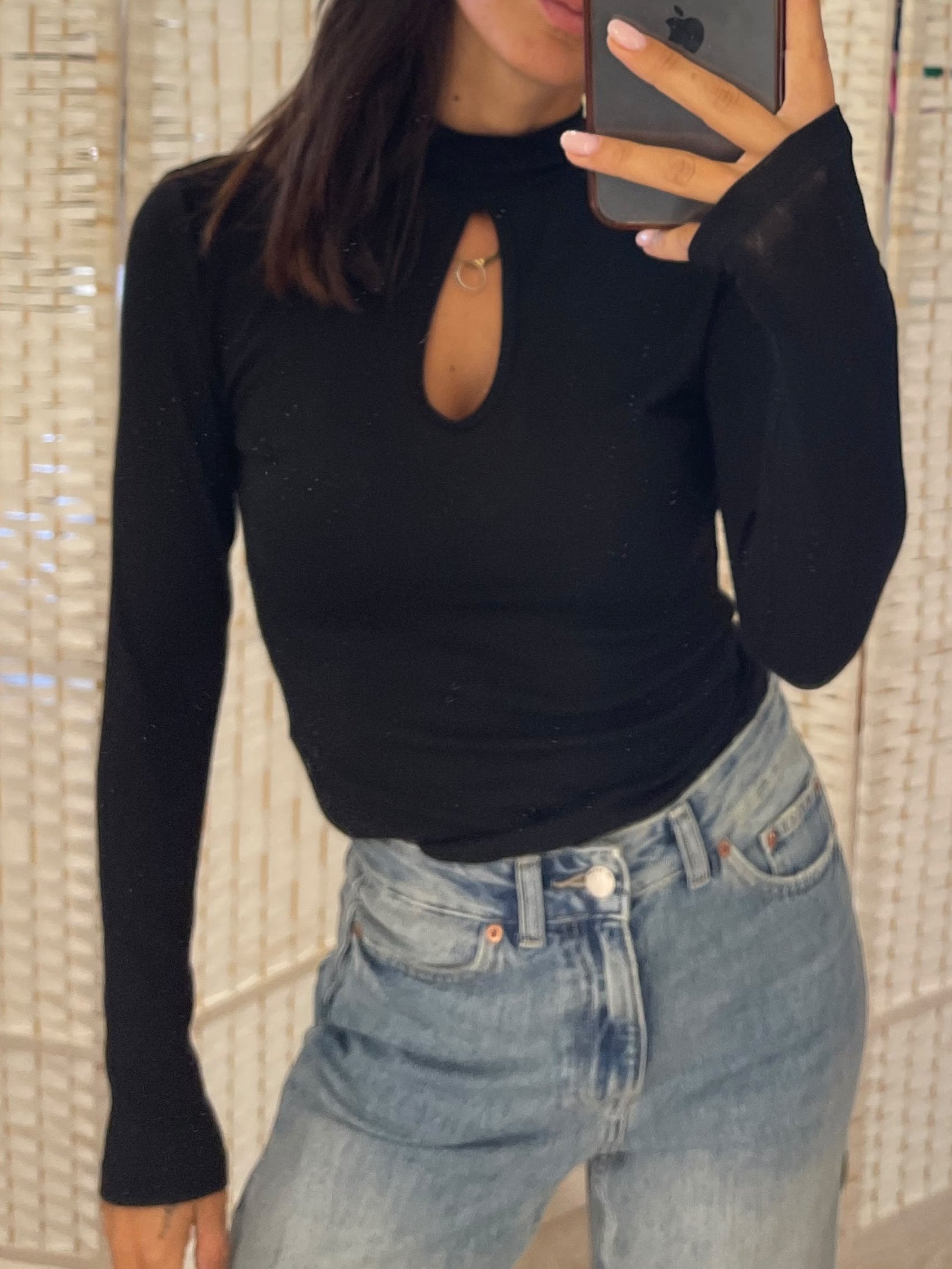 T-shirt nera D'Elle