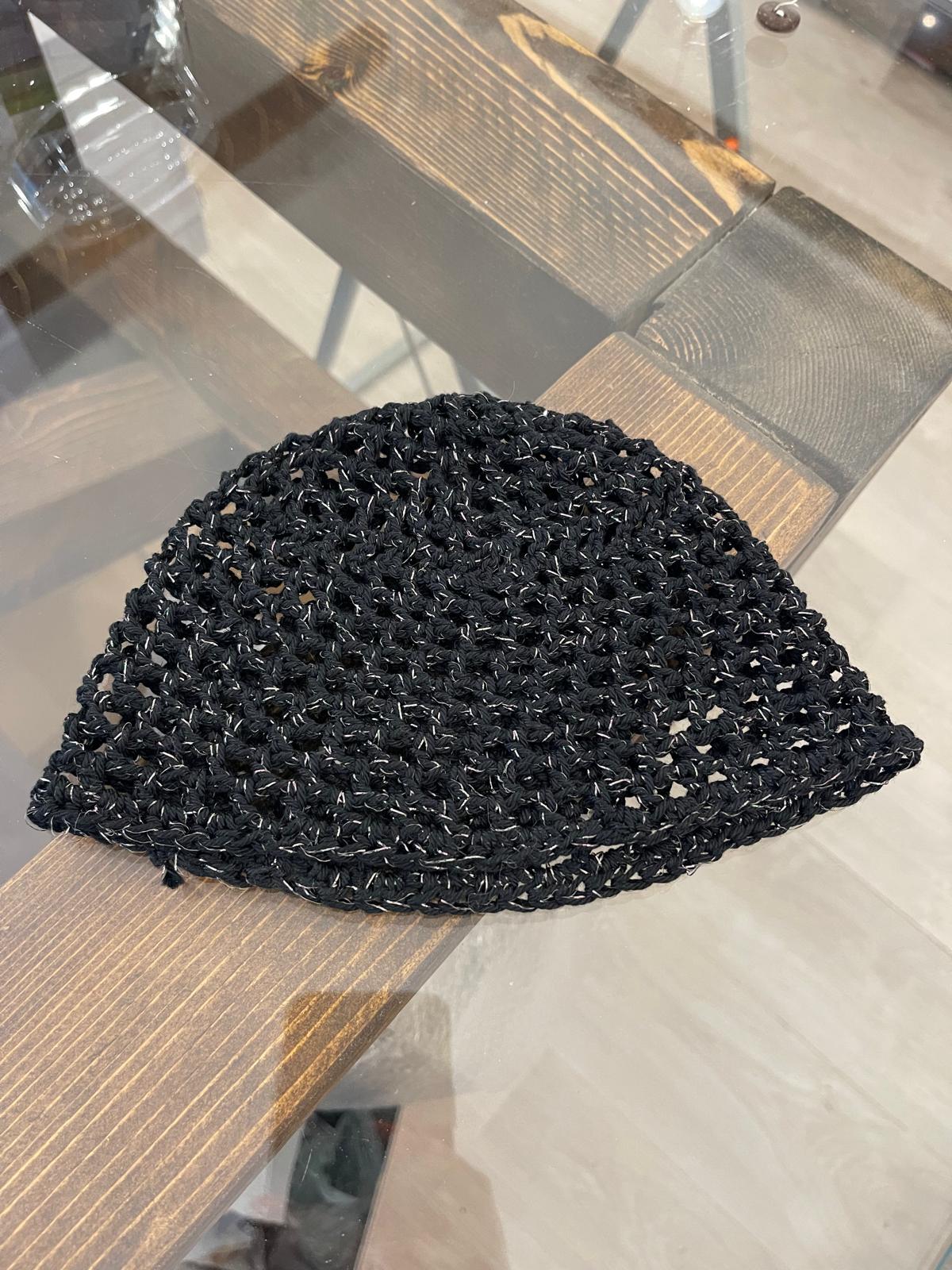 Cappellini crochet colorati
