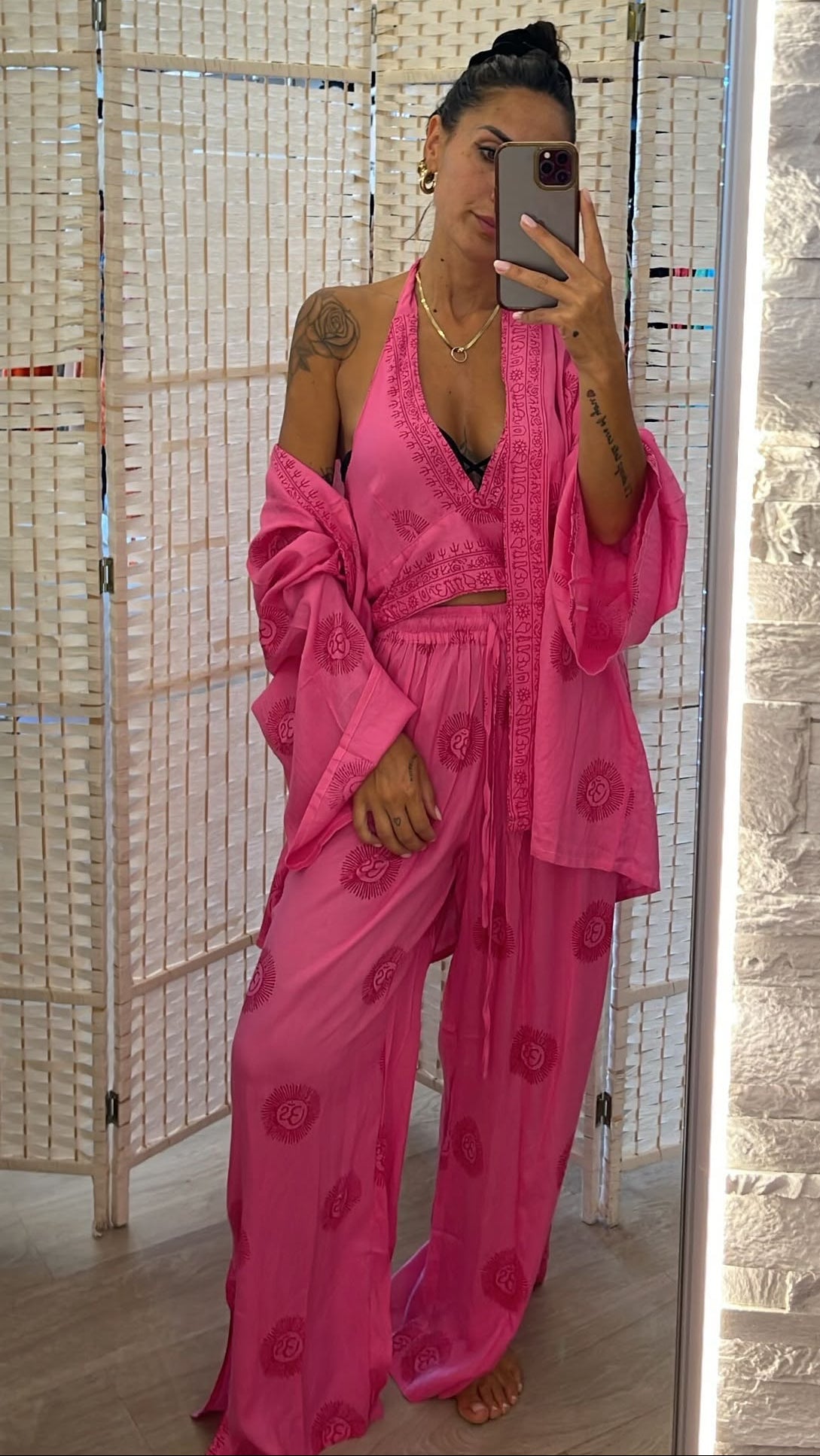 Completo fuxia top + pantalone + kimono