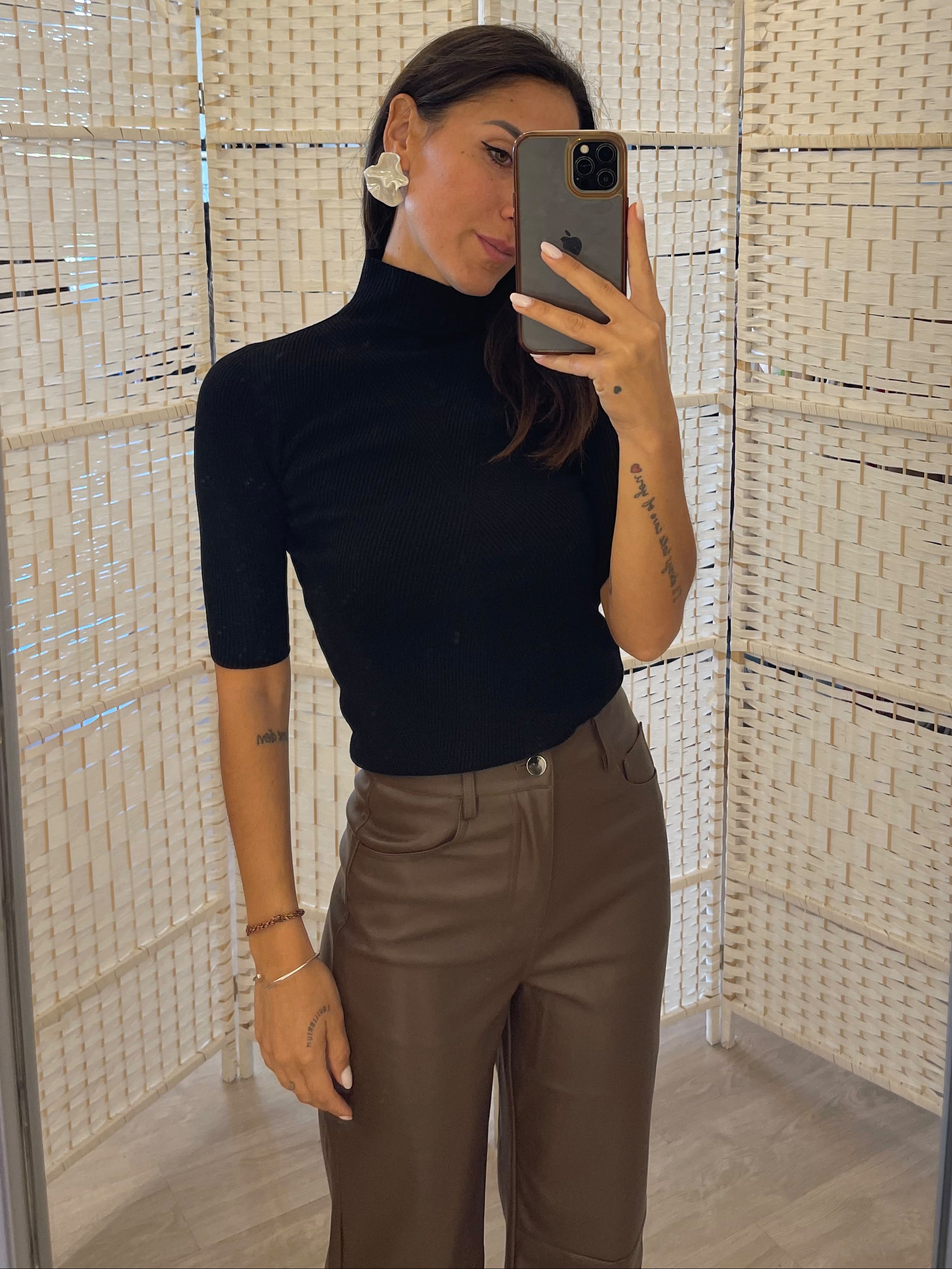 Maglia costine Kontatto bordeaux o bianca o nera o moro