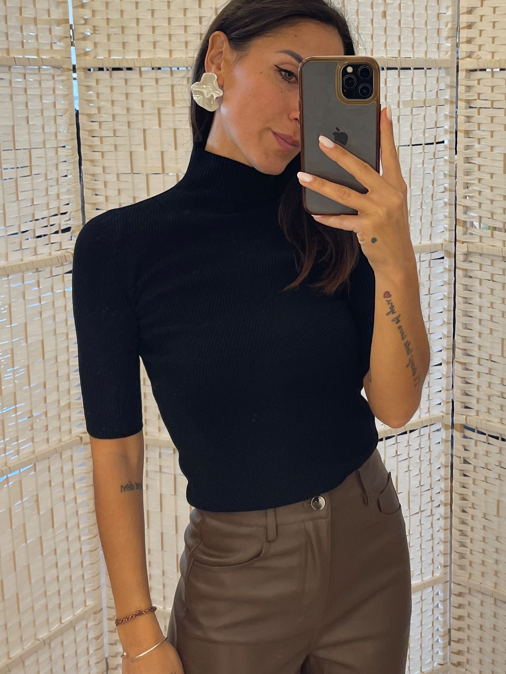 Maglia costine Kontatto bordeaux o bianca o nera o moro