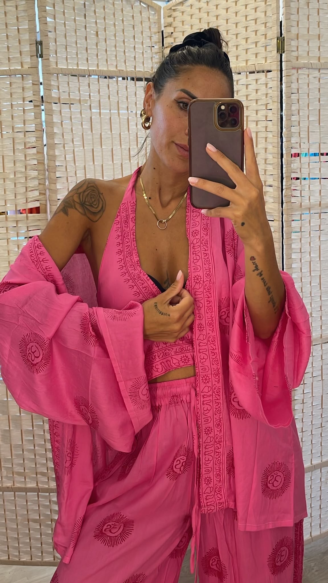 Completo fuxia top + pantalone + kimono