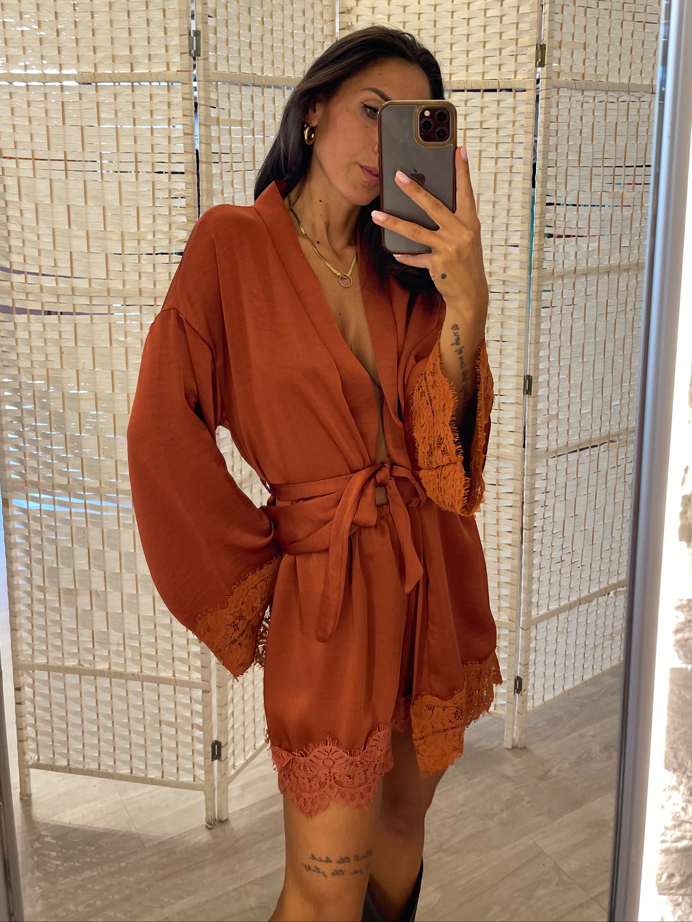Shorts con pizzo