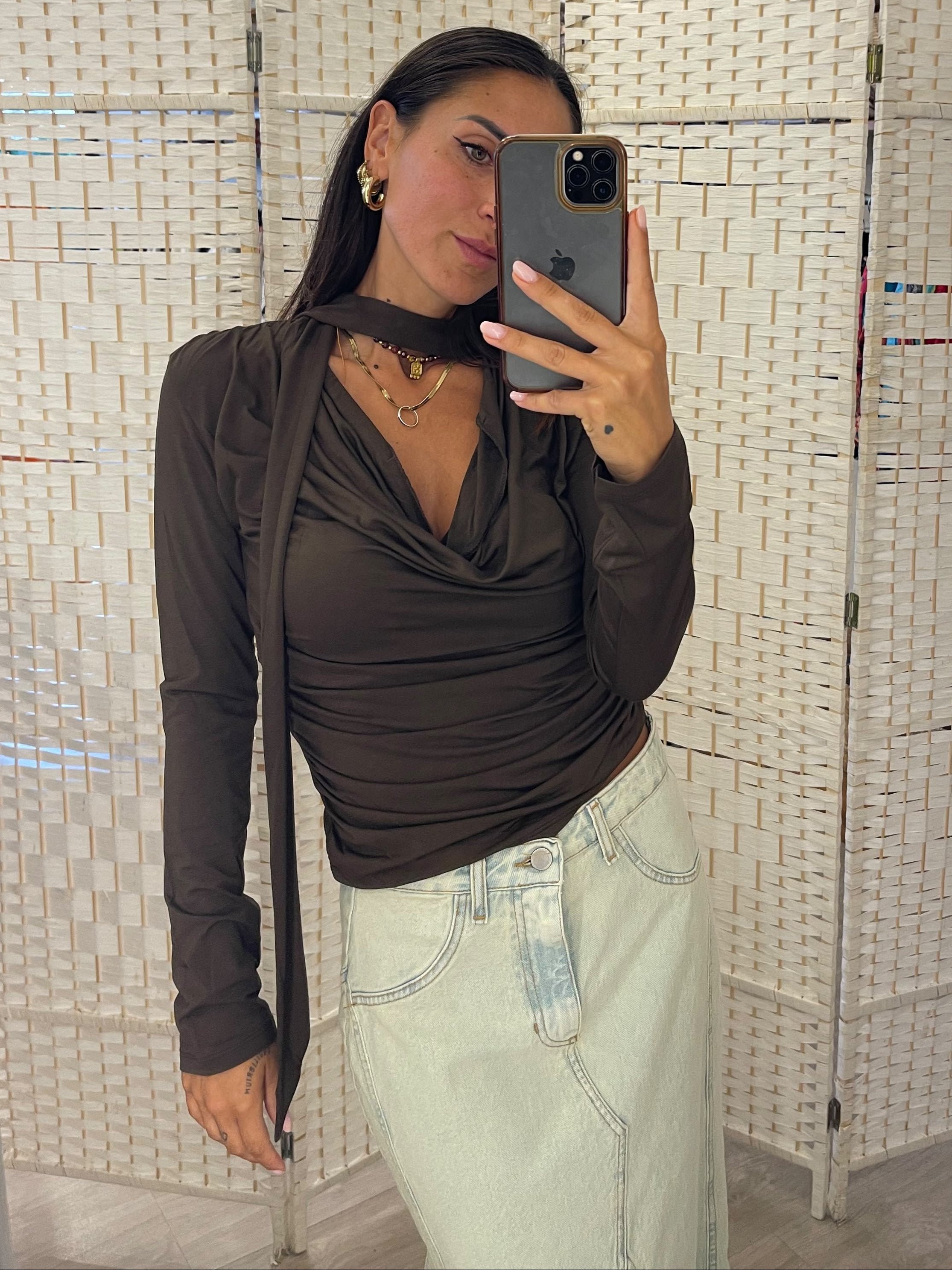 T-shirt panna o marrone Kontatto
