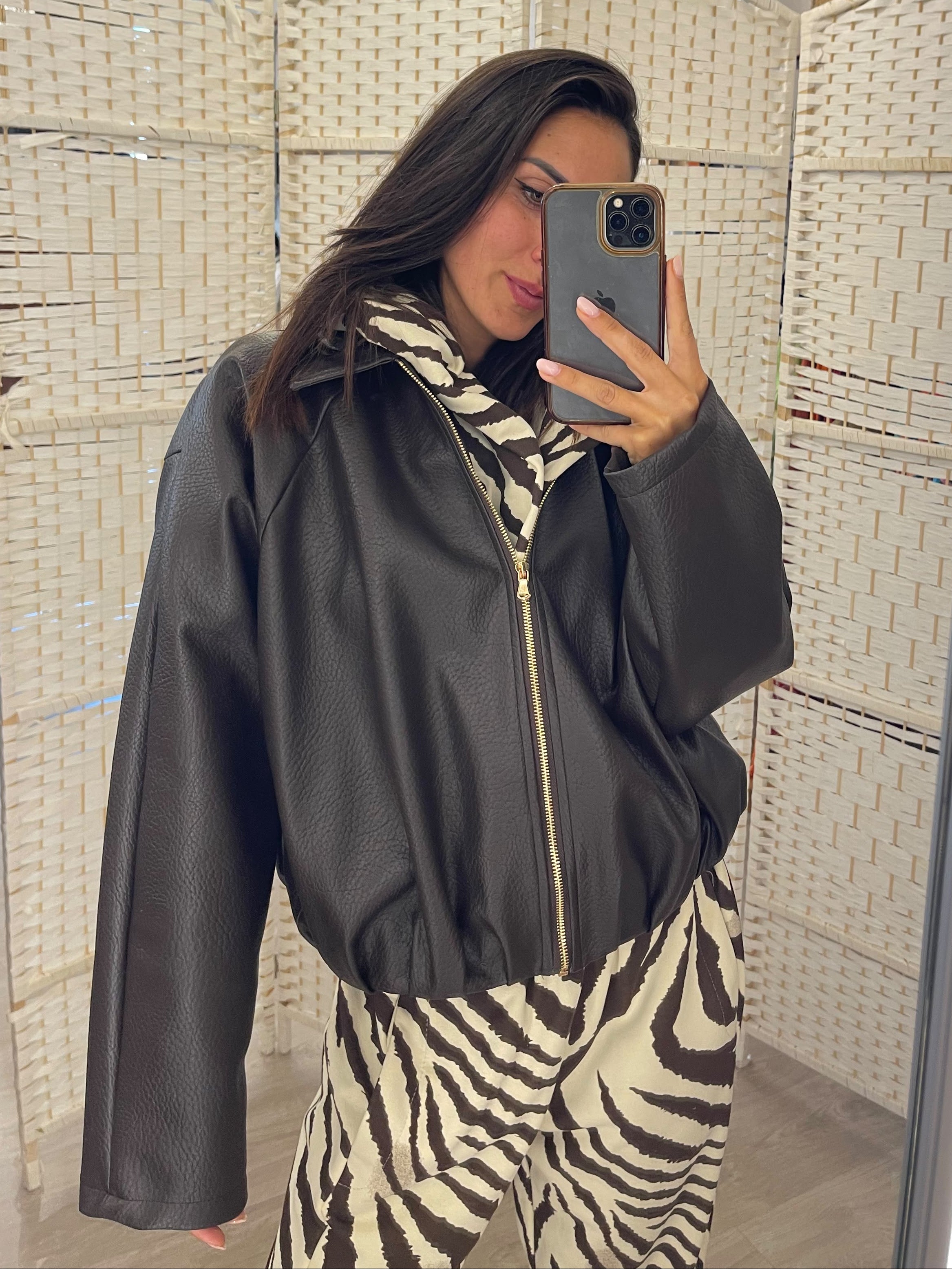 Bomber Kikisix