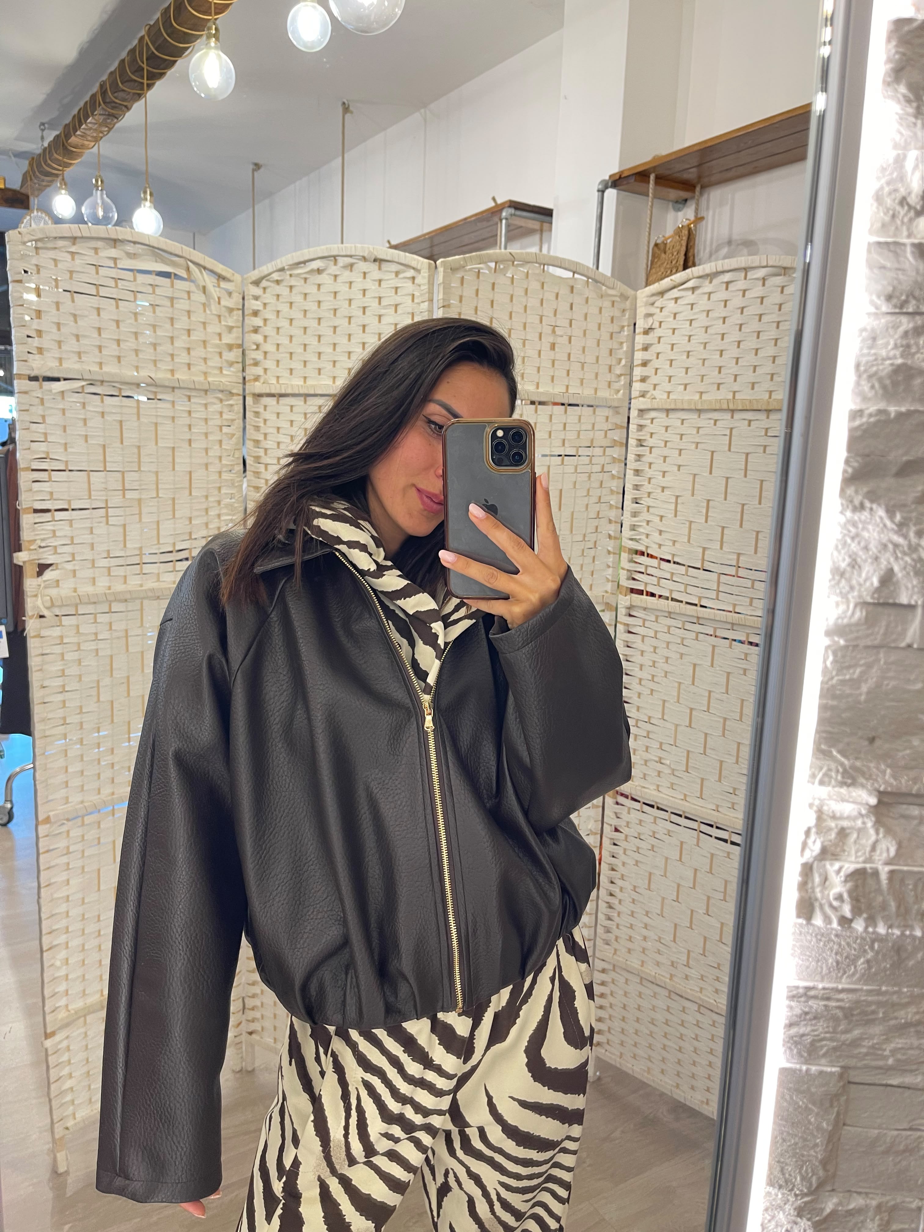 Bomber Kikisix