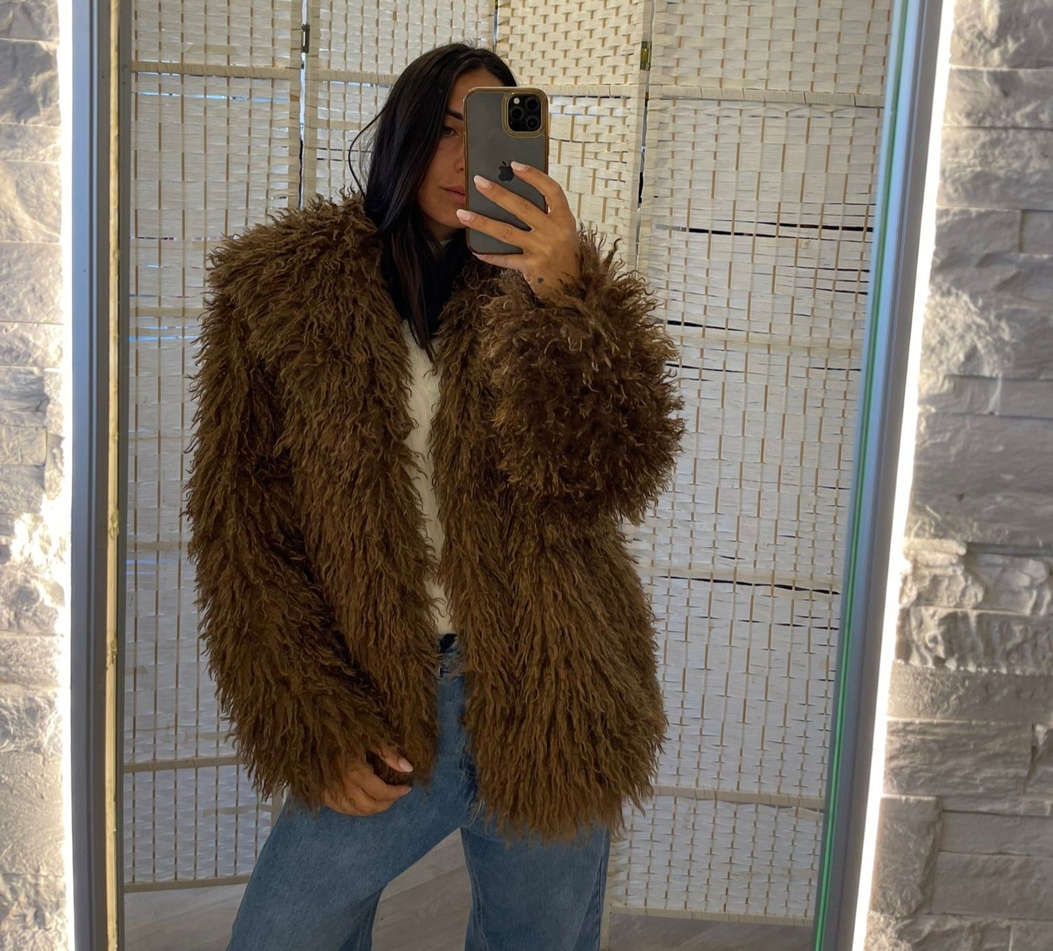 Pelliccia ecologica marrone Le Voliere