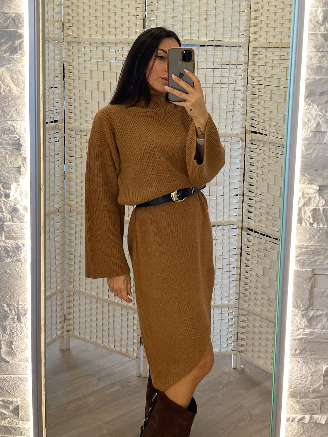 Maxiabito cammello Kontatto