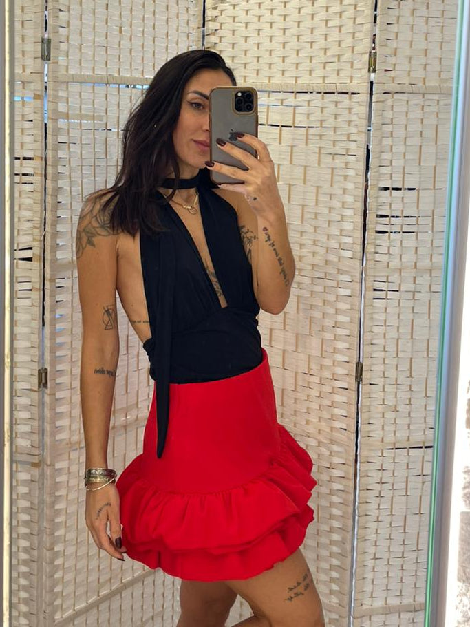 Gonna rossa Kontatto