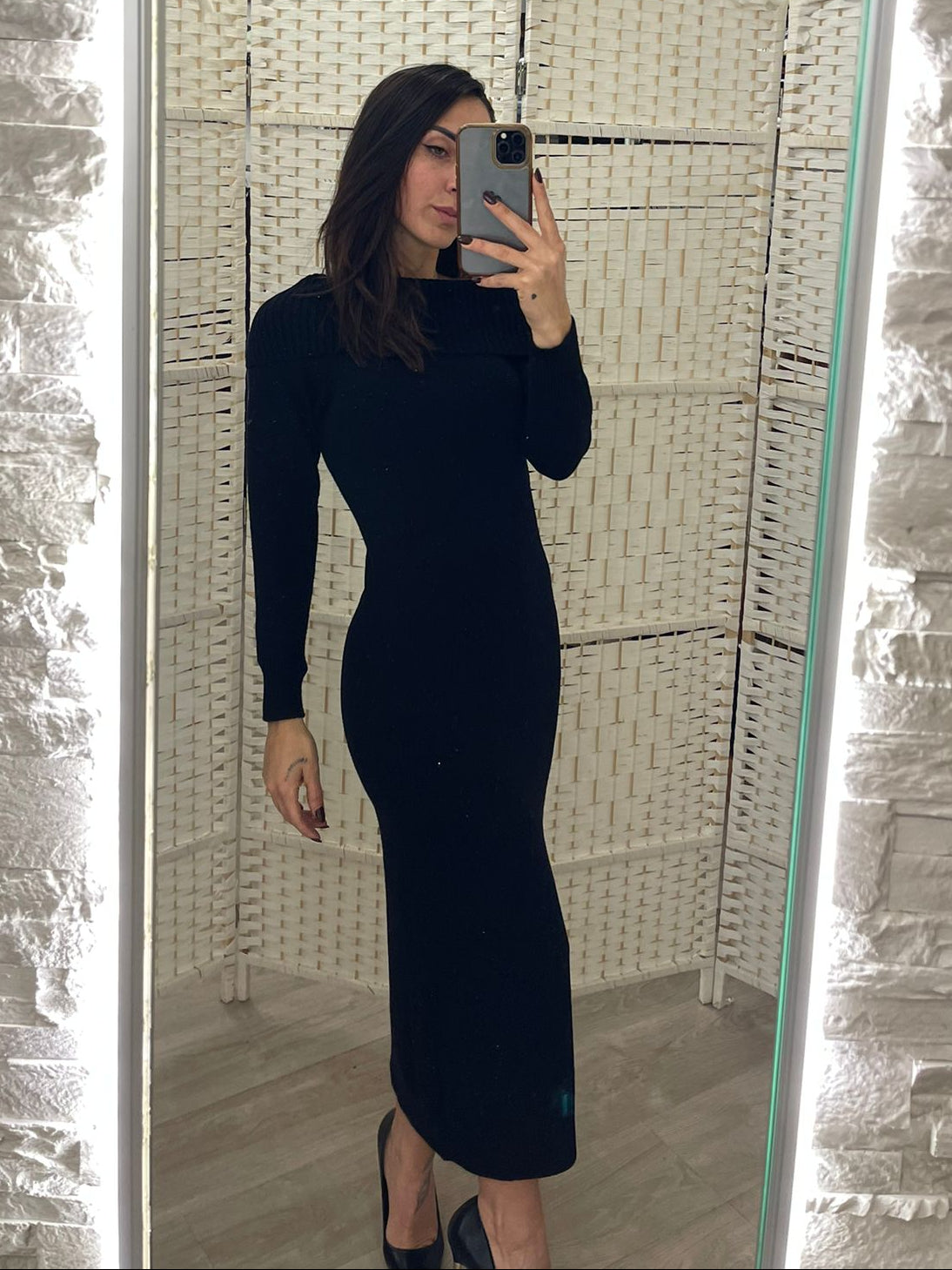 Abito maglia nero-paillettes Kontatto