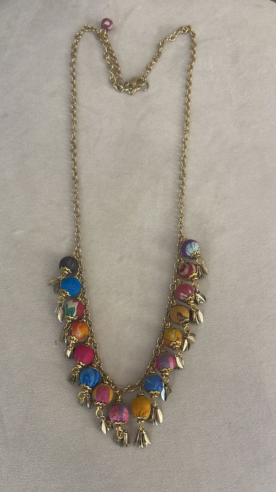 Collana colorata