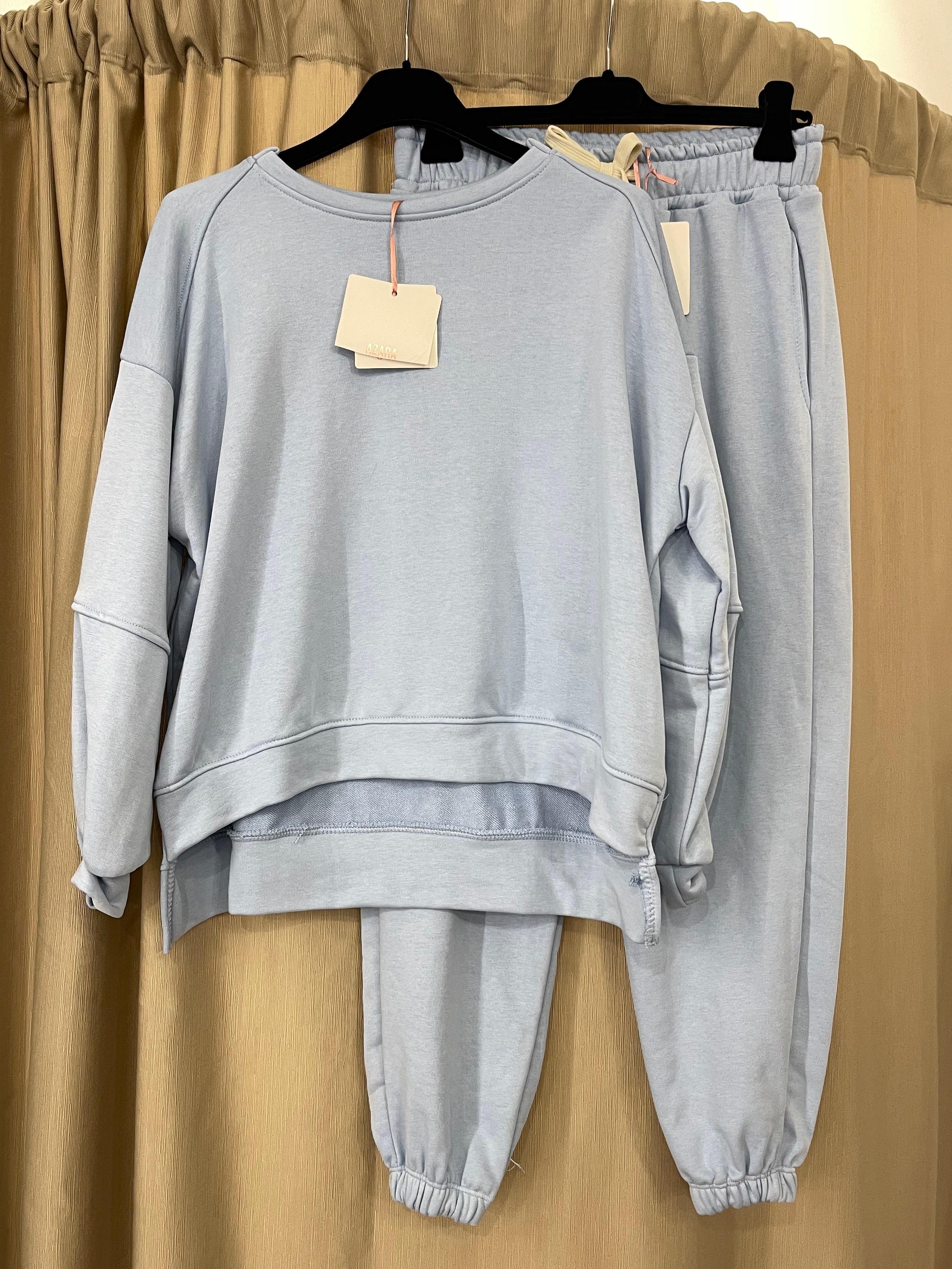 Tuta garzata azzurra